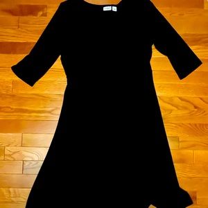 3/4 sleeve black dress